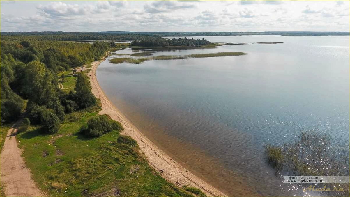 База отдыха на озере Меглино в Новгородской области — идеальное место для семейного отдыха на природе