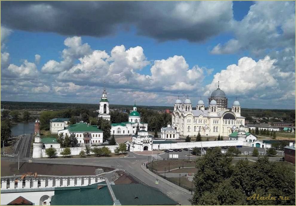 Достопримечательности Екатеринбурга и Свердловской области: куда пойти