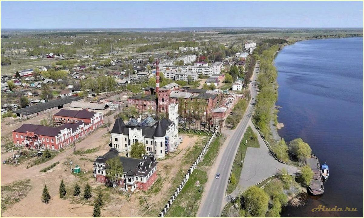 Достопримечательности Ярославской области, окрашенные в красный цвет профинтерна
