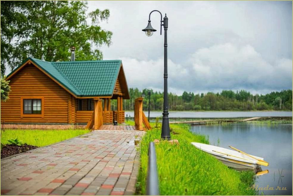 Отдых в комфортабельных домиках у озера в Псковской области — насладитесь природой и полным релаксом!