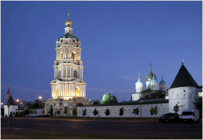 10 самых красивых православных монастырей мира