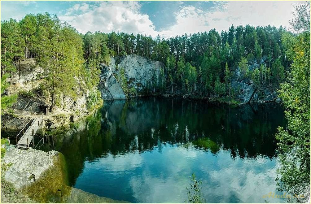 Природные достопримечательности Свердловской области на машине летом