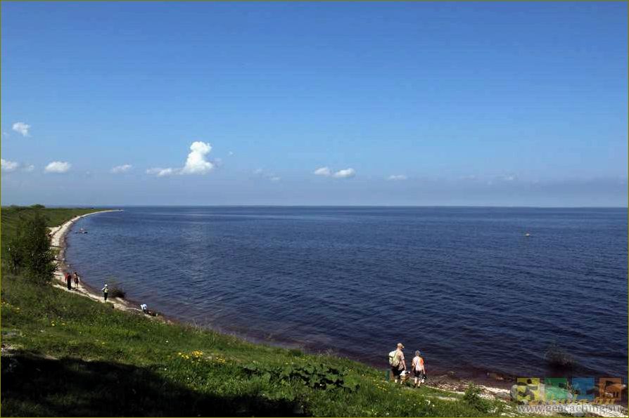 Базы отдыха на берегу озера Ильмень в Новгородской области — отличный выбор для спокойного и комфортного отдыха