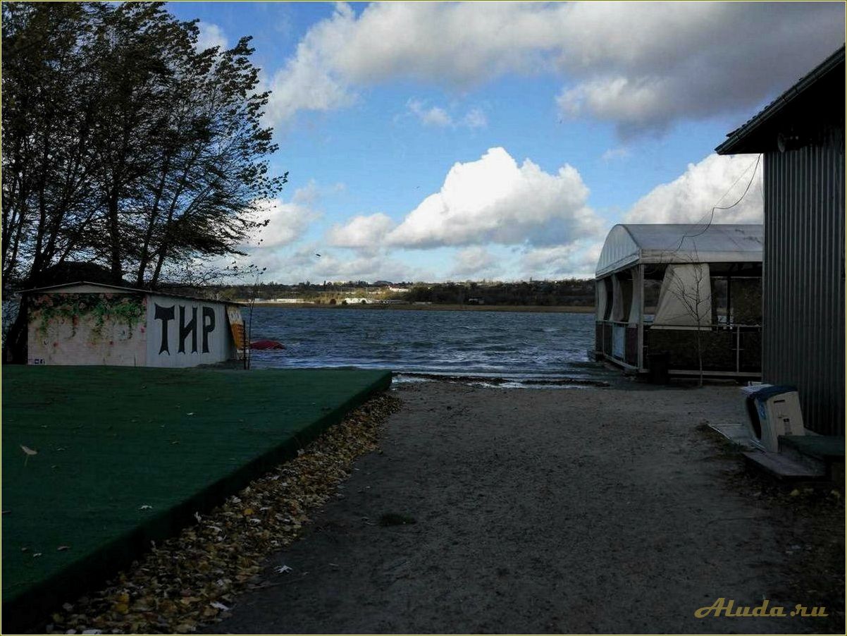 База отдыха на острове Свердловская область Волчихинское водохранилище