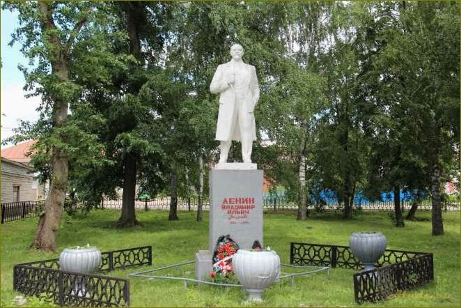 Достопримечательности Бутурлино Нижегородской области — историческое наследие, природные красоты и культурные сокровища