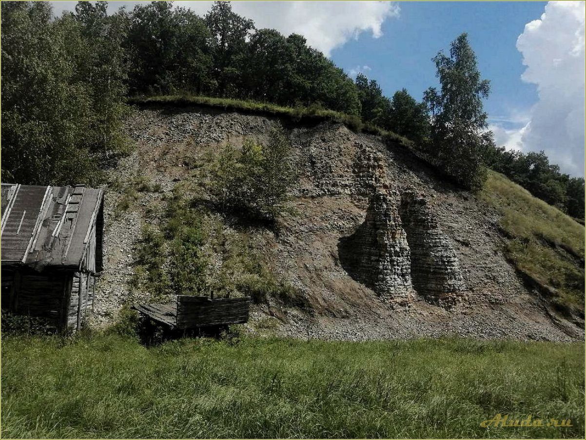 Лох село в новобурасском районе саратовской области достопримечательности