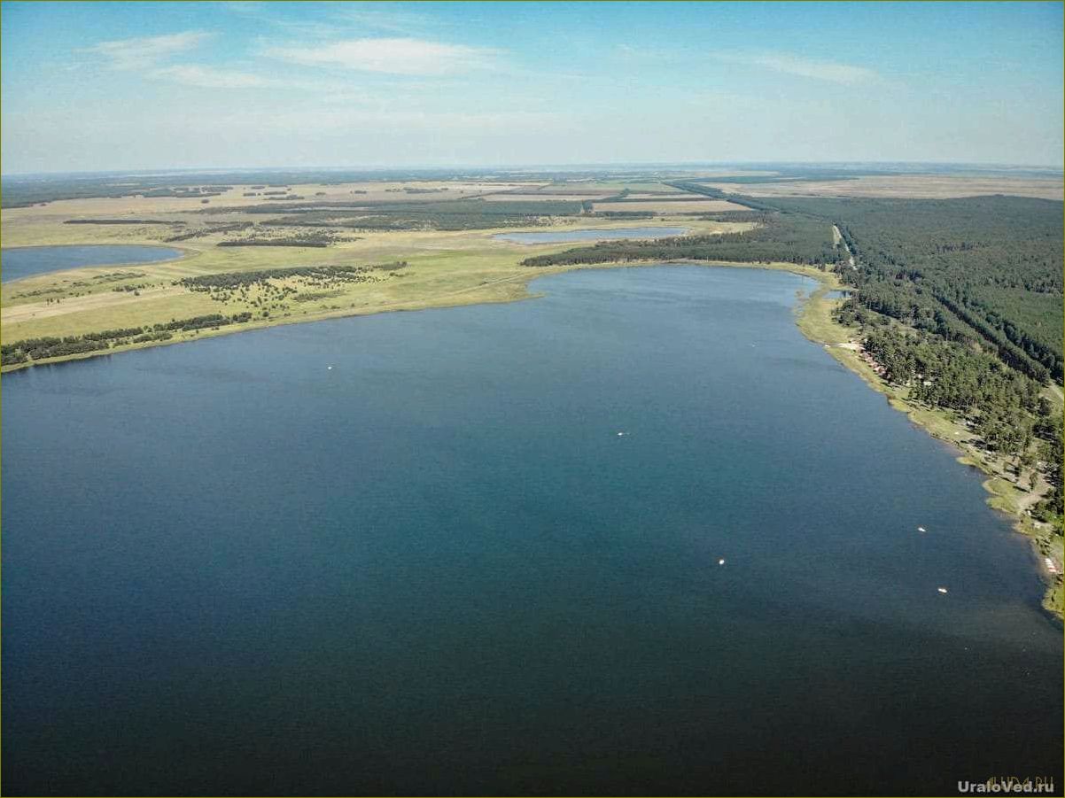 Уникальная база отдыха на прекрасном Горьком озере в Курганской области — идеальное место для отдыха и релаксации