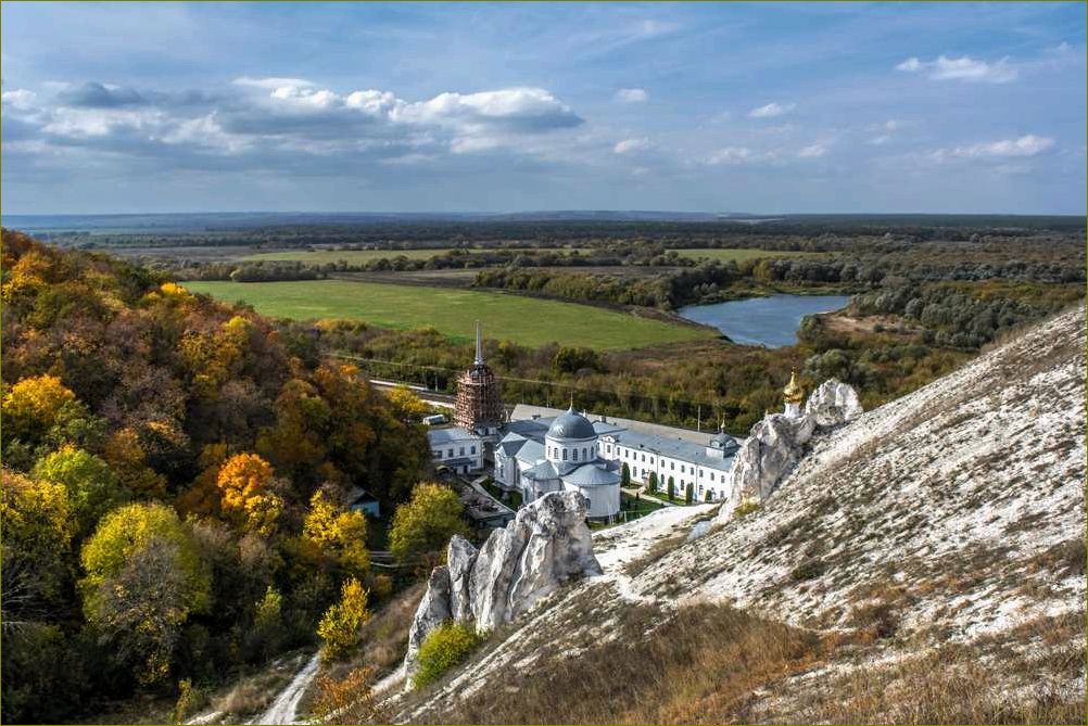 Белогорье Воронежская область — идеальное место для отдыха с палатками в окружении природы