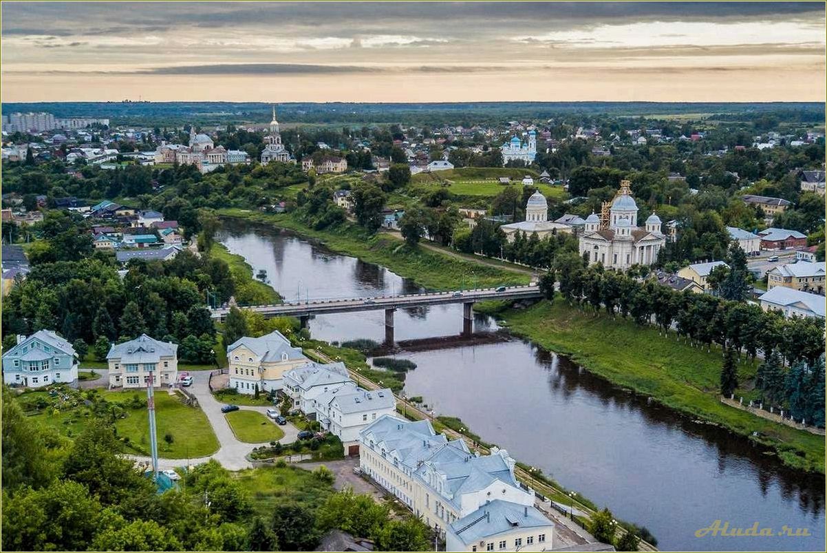 Достопримечательности Тверской области на машине летом