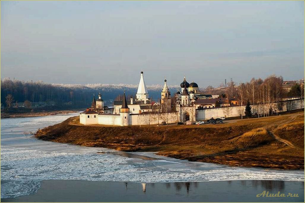 Старица Тверская область достопримечательности