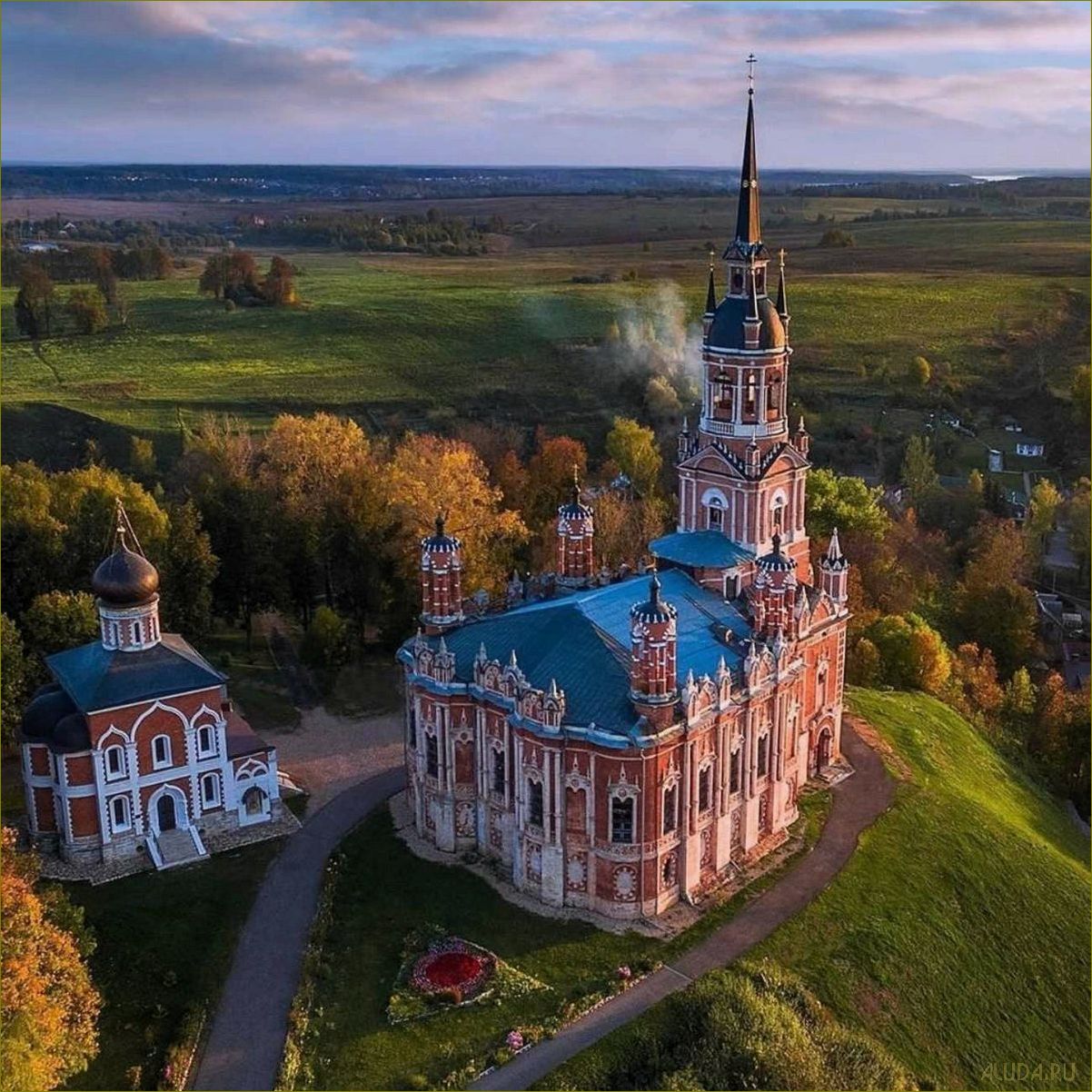 (дома, московской, области, уникальные, достопримечательности) Дома Московской области — уникальные достопримечательности, сохраняющие историю и дух региона