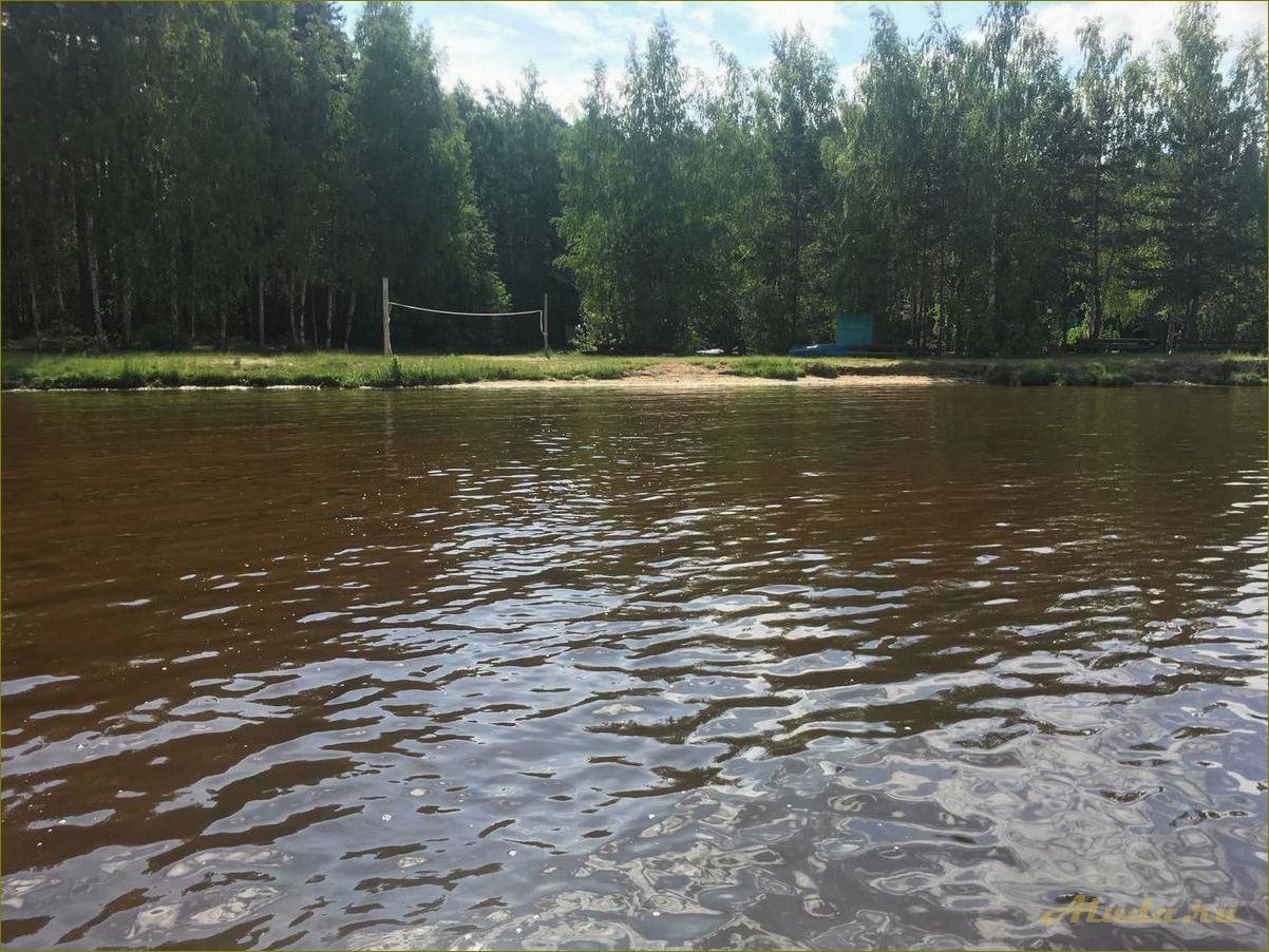 (залив, база, отдыха, нижегородской, области) Залив — база отдыха в Нижегородской области, расположенная на берегу прекрасного водоема