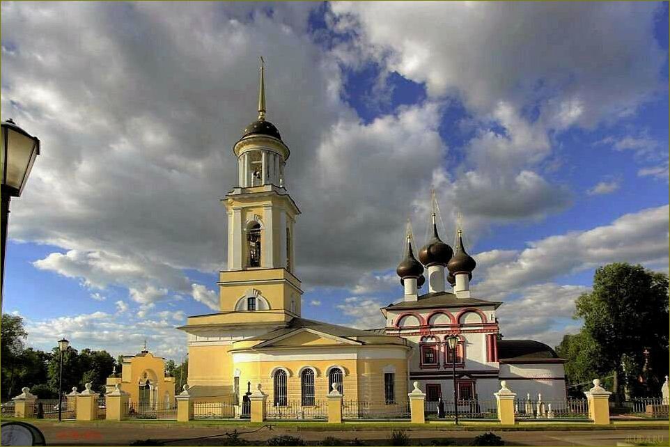 (путеводитель, удивительным, достопримечательностям, чеховского, района) Путеводитель по удивительным достопримечательностям Чеховского района Московской области — от исторических памятников до природных красот