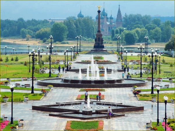(карта, названиями, описанием, достопримечательностей, ярославля) Карта с названиями и описанием достопримечательностей Ярославля и Ярославской области: откройте для себя богатство культурного наследия и природной красоты.