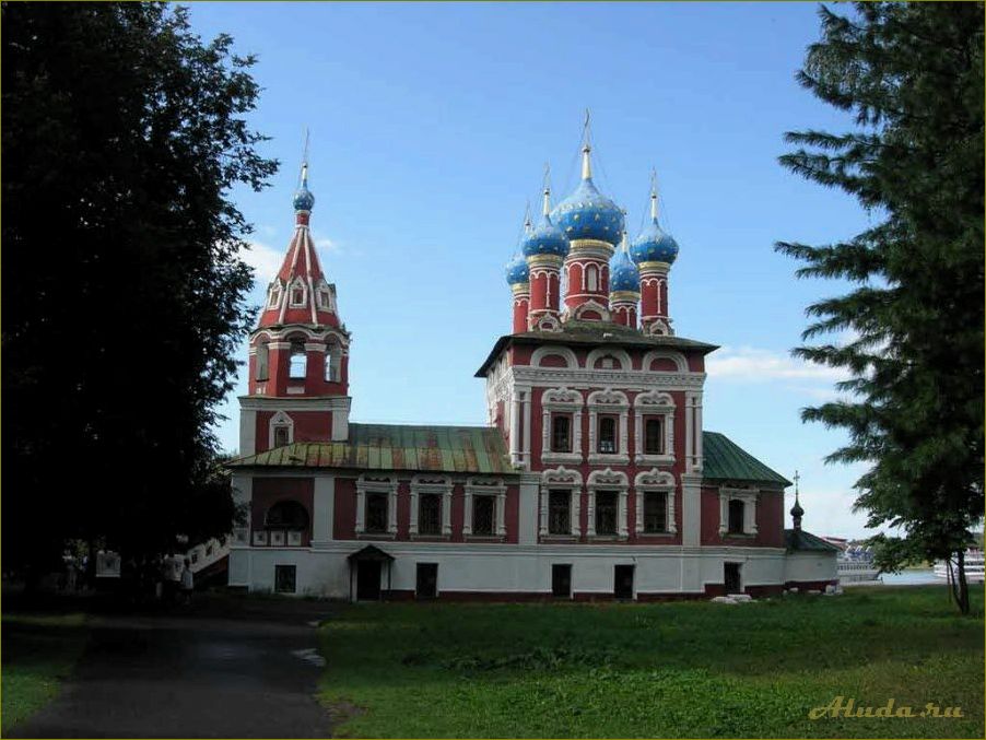 (карта, названиями, описанием, достопримечательностей, ярославля) Карта с названиями и описанием достопримечательностей Ярославля и Ярославской области: откройте для себя богатство культурного наследия и природной красоты.