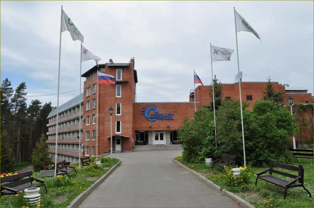 Петровское — прекрасная база отдыха в Ленинградской области, где можно насладиться природой и активным отдыхом