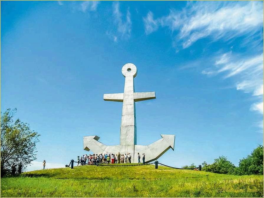 Исследуйте уникальные достопримечательности Матвеева кургана в Ростовской области и окунитесь в историю этого древнего места