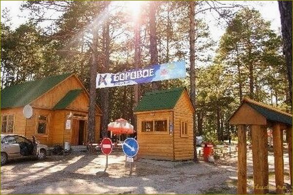 Тюменская область: база отдыха на озере