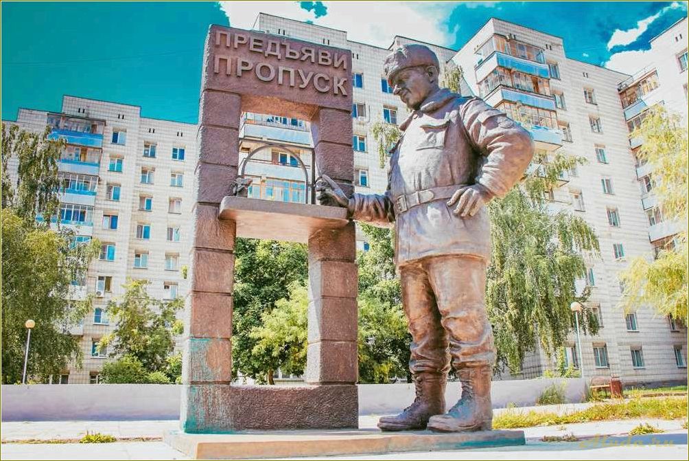 (замки, храмы, природные, уголки, путеводитель) Замки, храмы и природные уголки — путеводитель по достопримечательностям Заречной Пензенской области