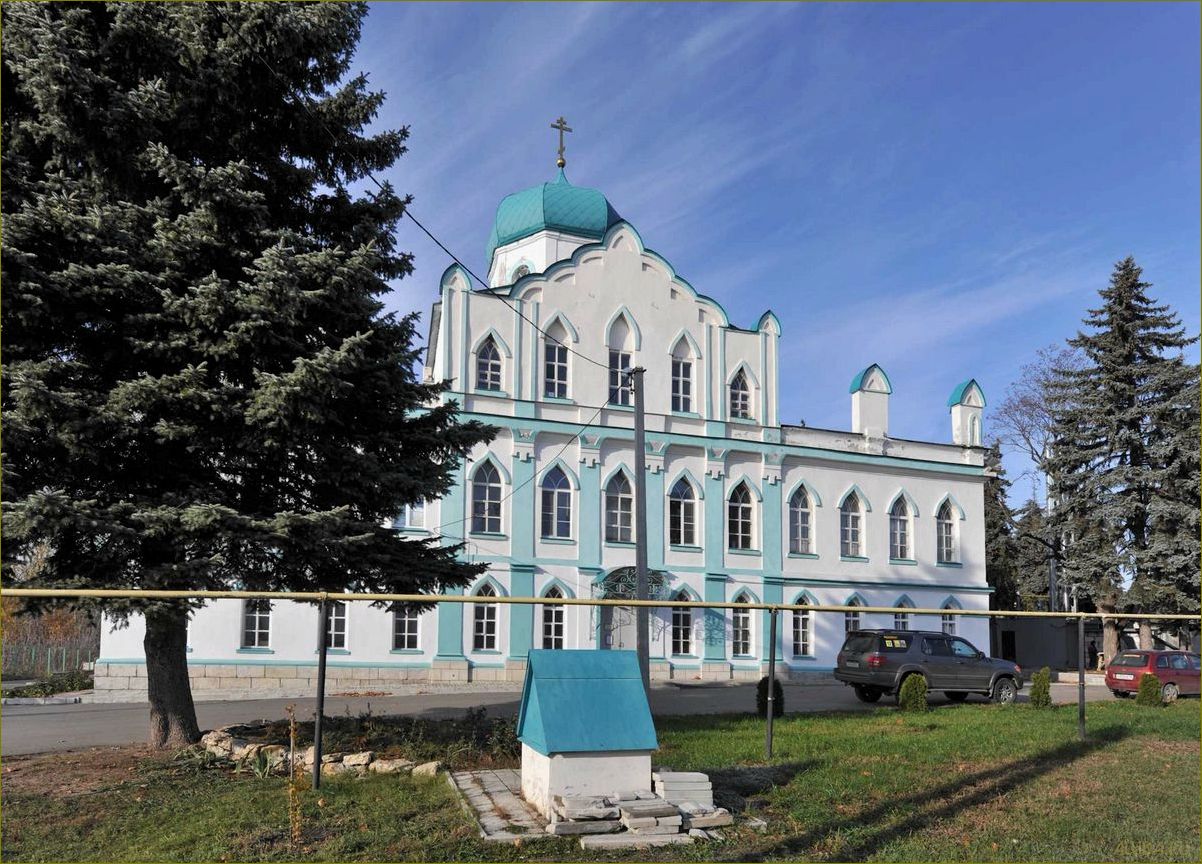 Конь колодезь Липецкой области — одна из самых удивительных и уникальных достопримечательностей, которые стоит посетить