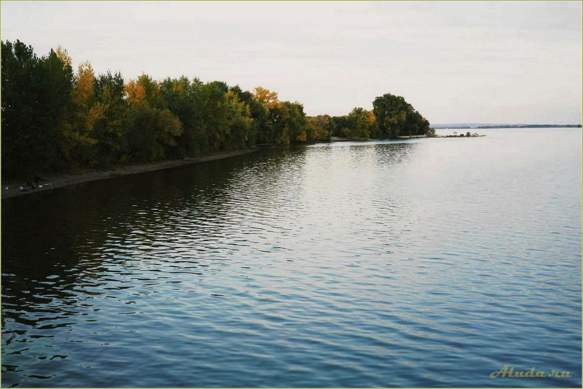 Самарская область Кутулукское водохранилище базы отдыха на нем