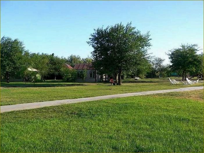 Астраханская область — Камызякский район. База отдыха 