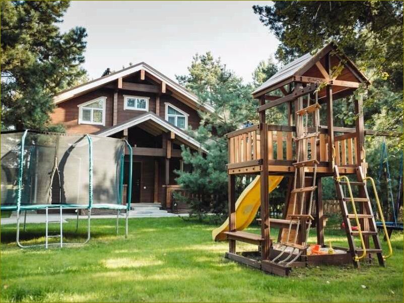 Уютный домик для отдыха в живописном лесу Белгородской области — идеальное место для релакса и близость к природе