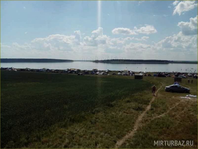 Медвежье база отдыха в Курганской области — идеальное место для уединенного отдыха на природе среди живописных лесов и гор