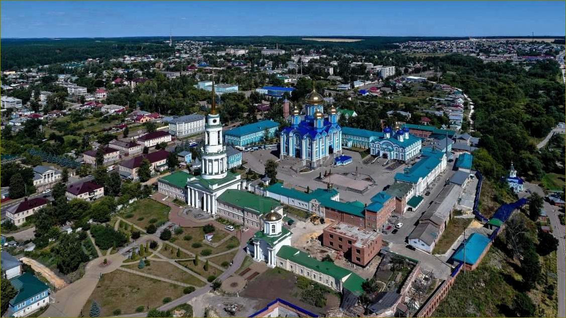 Путеводитель по достопримечательностям Липецкой области — список и описание самых интересных мест Задонска и его окрестностей