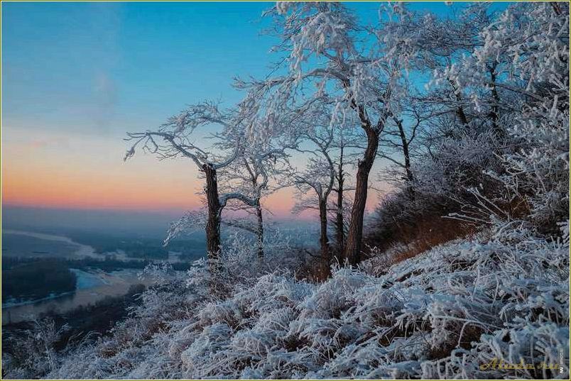 Находки идеального зимнего отдыха в самарской области — сказочные ледяные пещеры, горные лыжи и уютные коттеджи