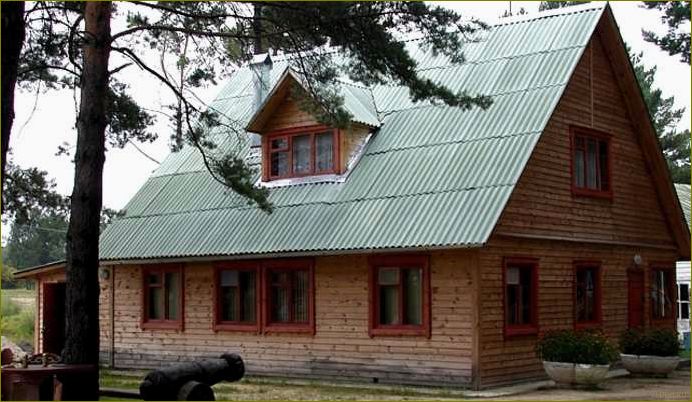 Отдых на базах отдыха с озерами в Курганской области — наслаждайтесь красотой природы и комфортом