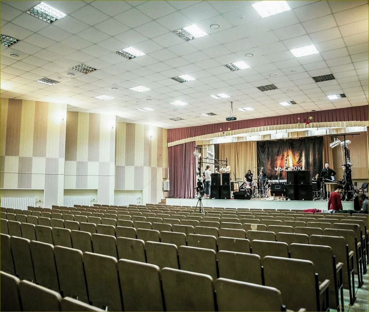 Дом отдыха на берегу озера в Московской области — идеальное место для релаксации и наслаждения природой