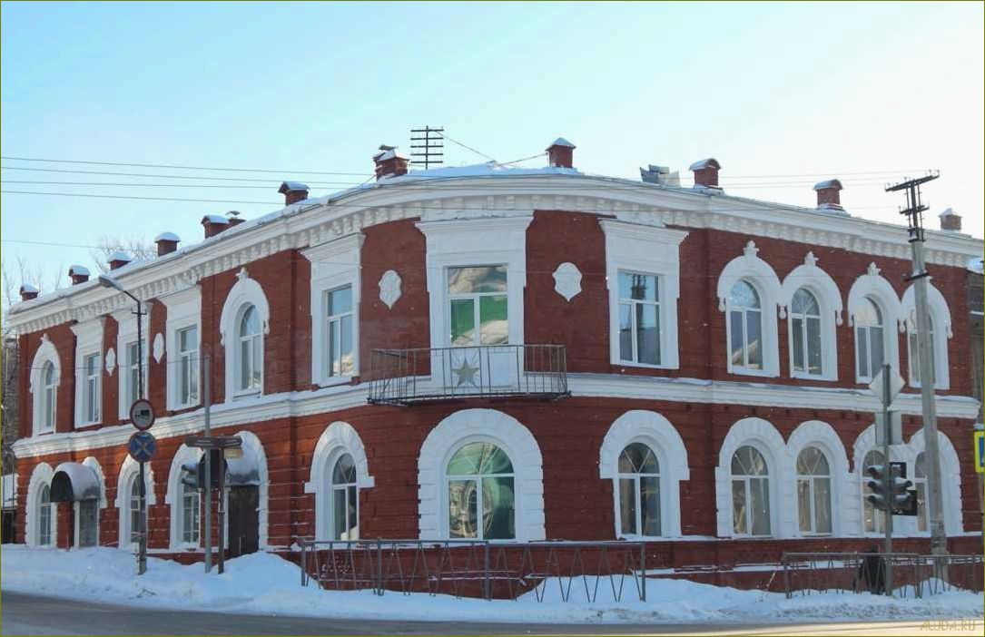 Исследуйте удивительные достопримечательности города Яранска Кировской области и погрузитесь в его богатую историю и культуру