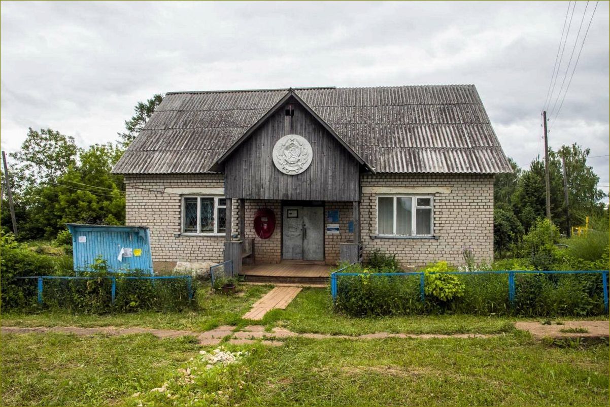 База отдыха в Зуевском районе Кировской области — идеальное место для семейного отдыха и активного времяпрепровождения в живописной природной зоне