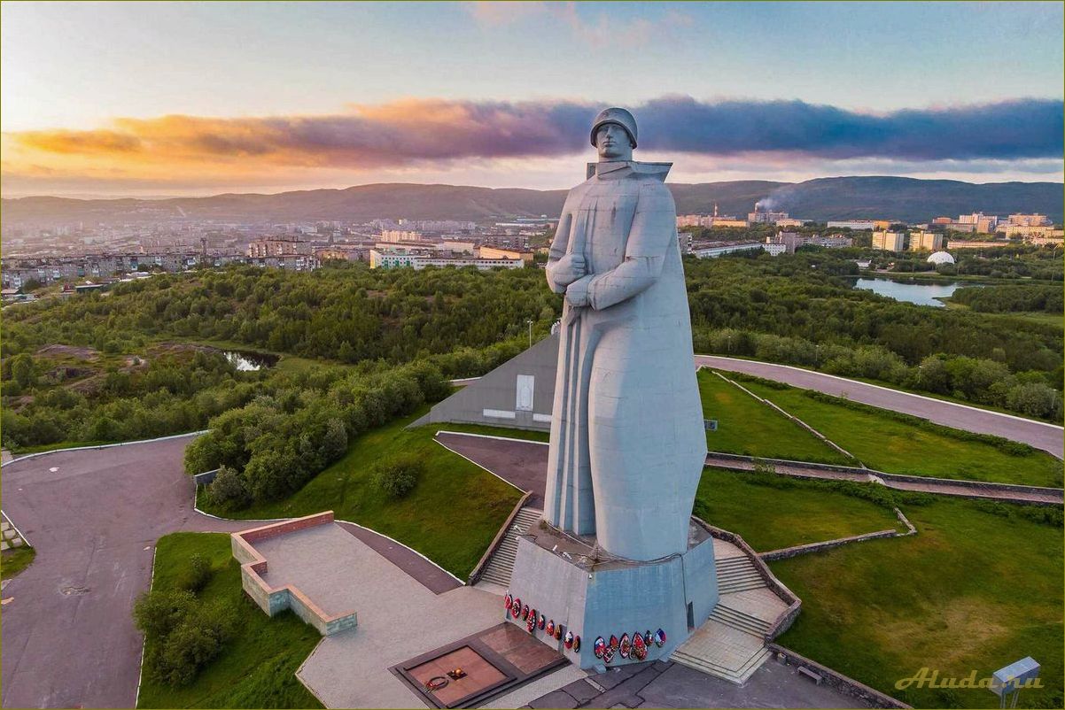 (исследуйте, удивительные, достопримечательности, мурманской, области) Исследуйте удивительные достопримечательности Мурманской области и окунитесь в мир северных чудес
