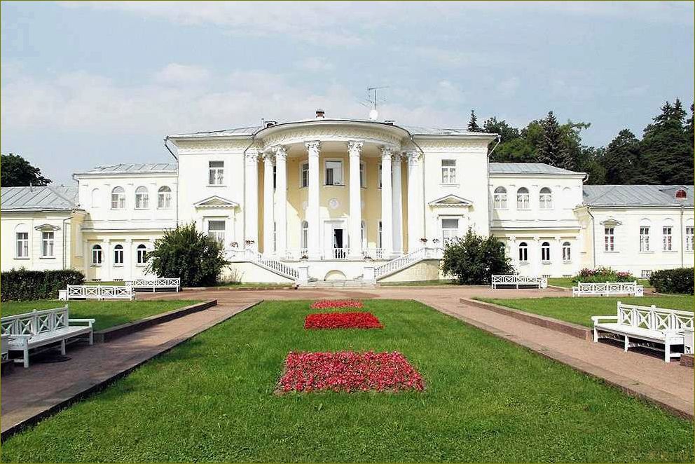 Загородные дома для отдыха в живописном Звенигороде Московской области — идеальный вариант для уединенного отдыха и активного времяпровождения