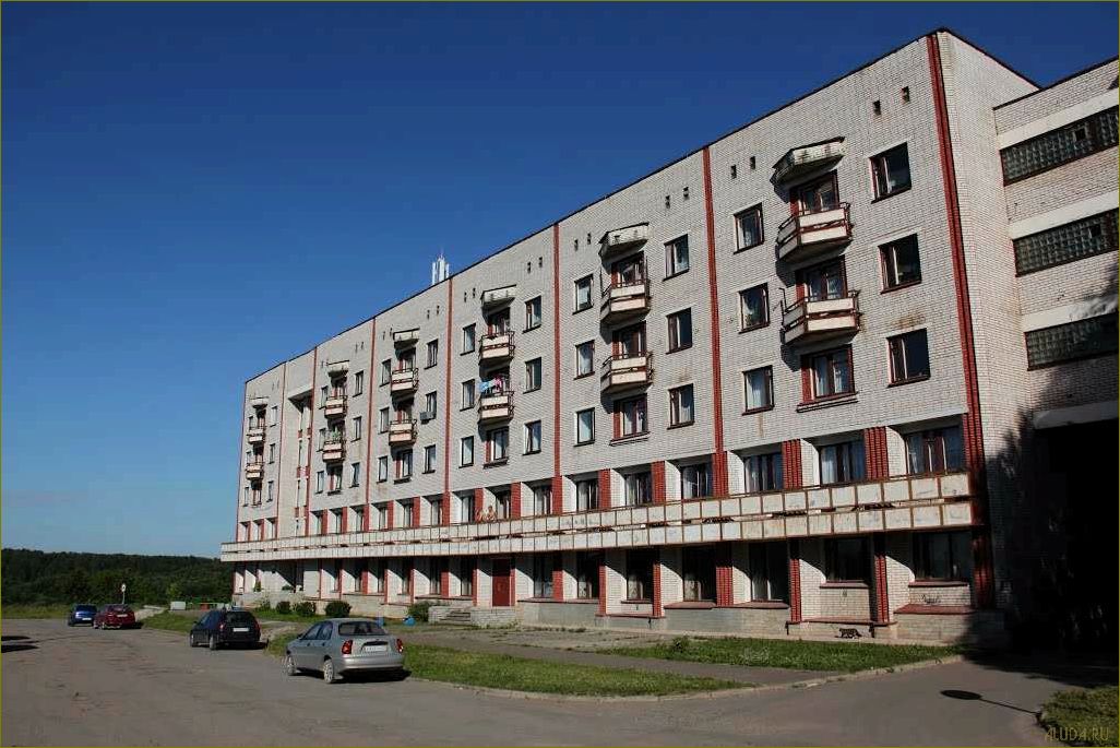 Гостиницы, расположенные вблизи достопримечательностей Ленинградской области 