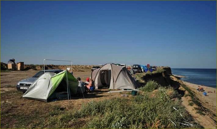 Природный отдых с палатками в Селитренном Астраханской области — наслаждайтесь красотой природы и комфортным проживанием в палатках